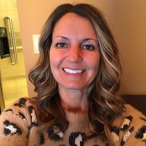 Meet your Posher, Malinda